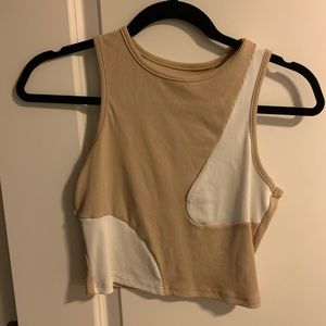 Super adorable crop top